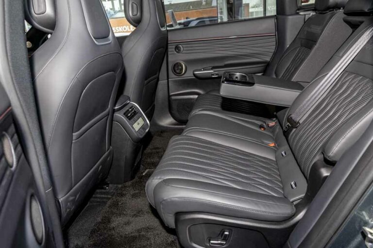 Exelantix ET - bagsader med god benplads - Vejlebo & Larsen i Roskilde -7